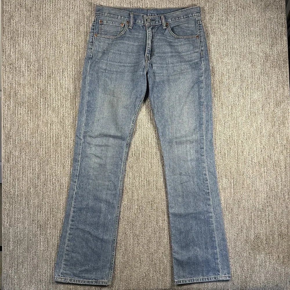 Levis 527 closure these